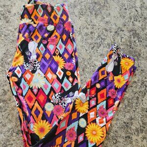 LulaRoe Disney Villains Cruella De Vil Argyle Leggings One Size